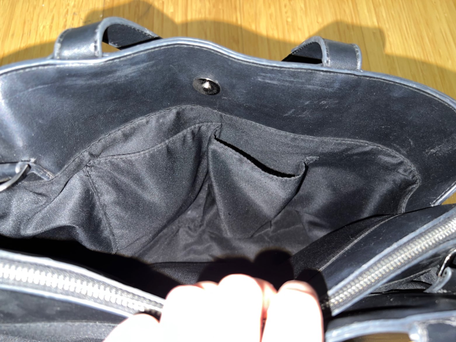 Kabelka Reserved - Image 4